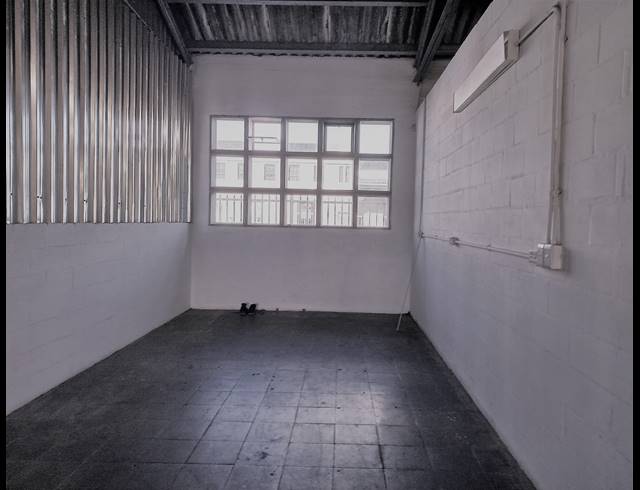 320M² WAREHOUSE TO LET IN MAITLAND